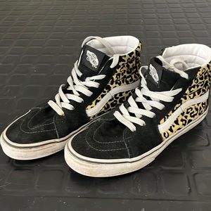 Vans: Unisex Sk8-Hi 138 SF Deacon Leopard High Top